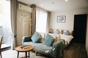 The Deck Condo Studios Patong w/ pool fitness